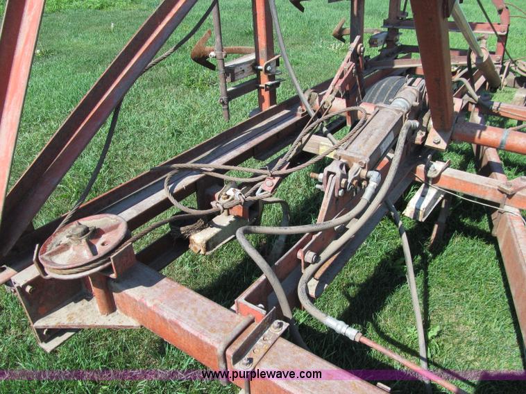 image for item A8333 International 45 Vibrashank 40' field cultivator