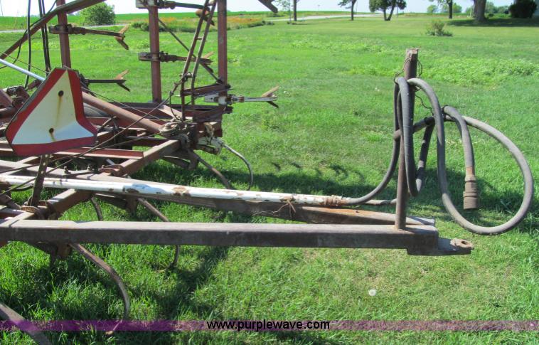 image for item A8333 International 45 Vibrashank 40' field cultivator