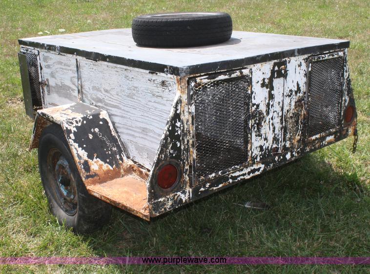 image for item B6714 Enclosed dog trailer