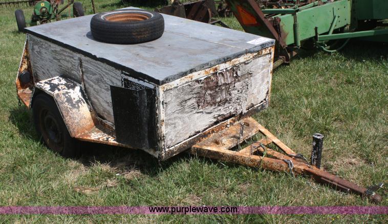 image for item B6714 Enclosed dog trailer