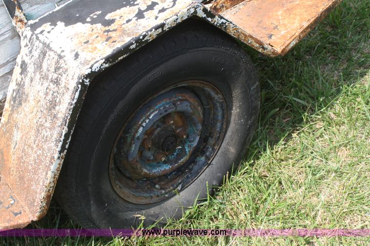 image for item B6714 Enclosed dog trailer