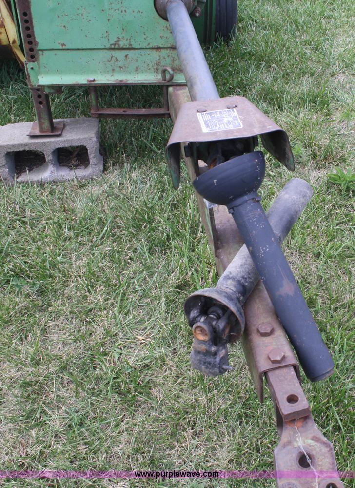 image for item B6720 1974 John Deere 336 square baler