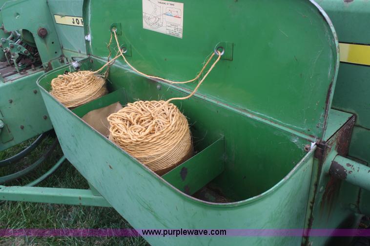 image for item B6720 1974 John Deere 336 square baler