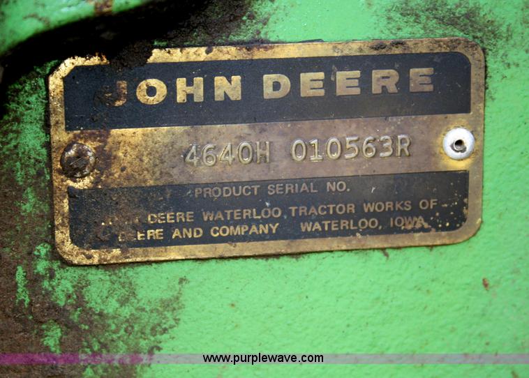 image for item B6724 1979 John Deere 4640 tractor