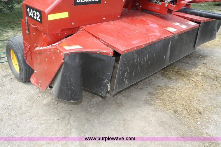 image for item B6725 2007 New Holland 1432 Discbine mower conditioner