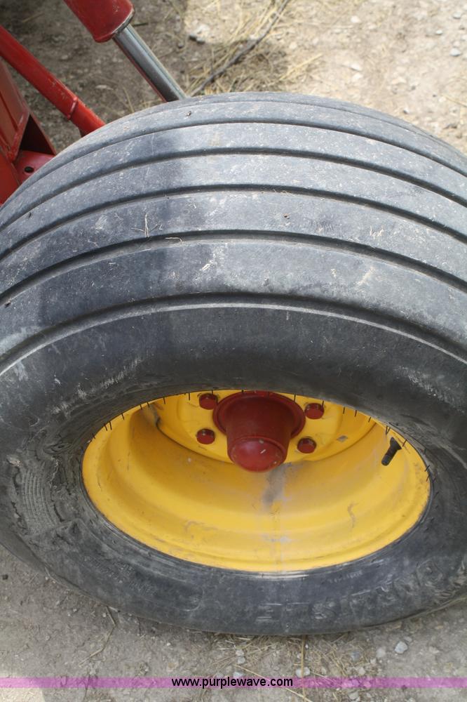 image for item B6725 2007 New Holland 1432 Discbine mower conditioner
