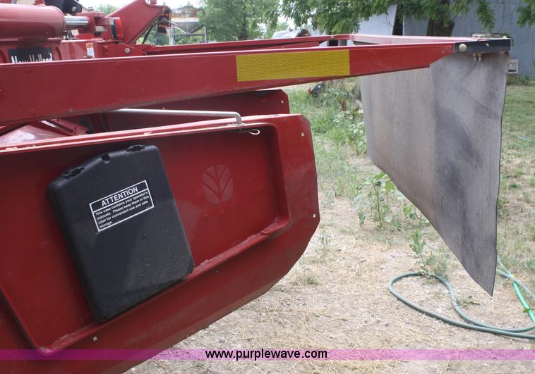 image for item B6725 2007 New Holland 1432 Discbine mower conditioner