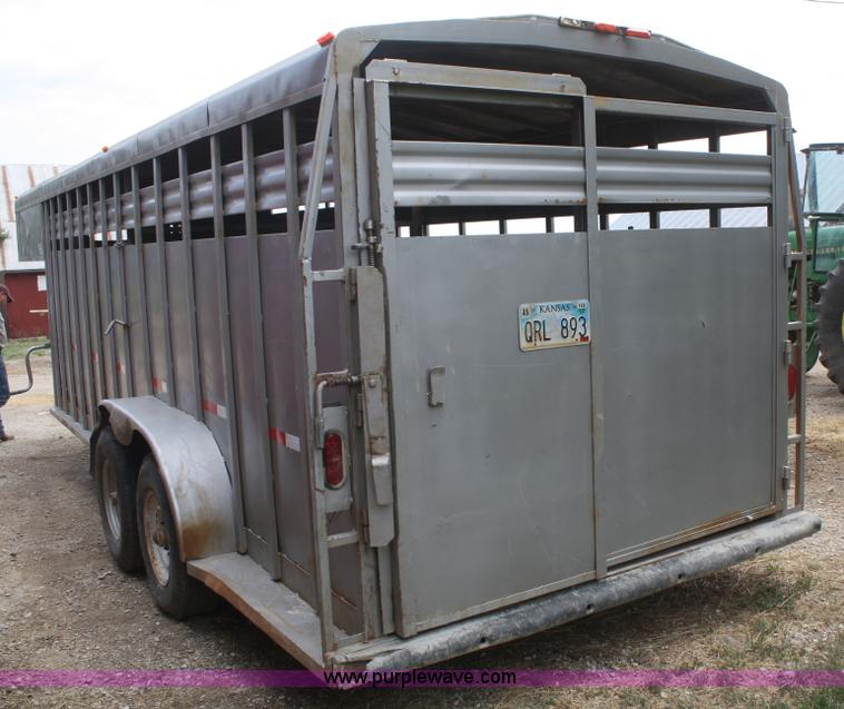 image for item B6728 1996 Titan 20' gooseneck livestock trailer