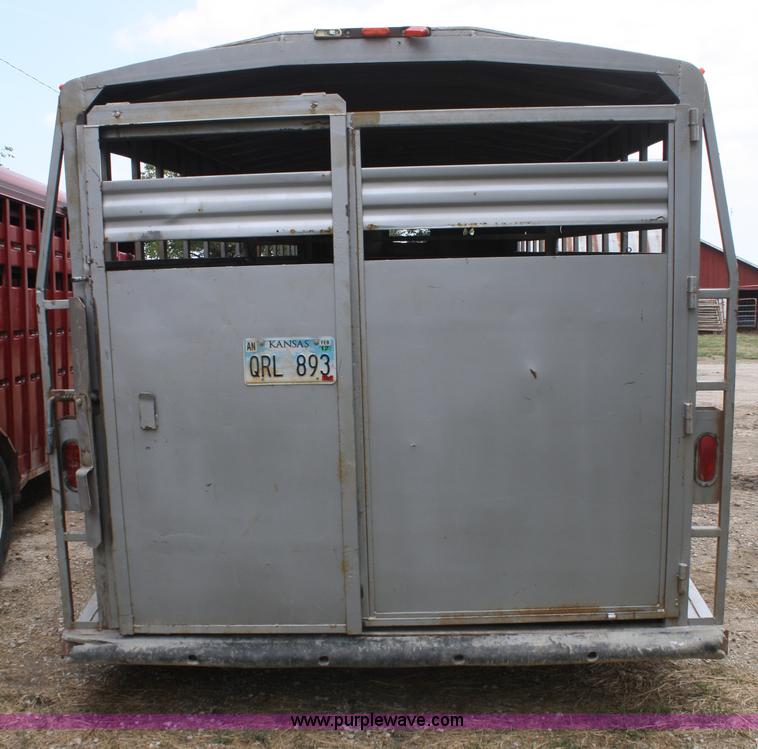 image for item B6728 1996 Titan 20' gooseneck livestock trailer