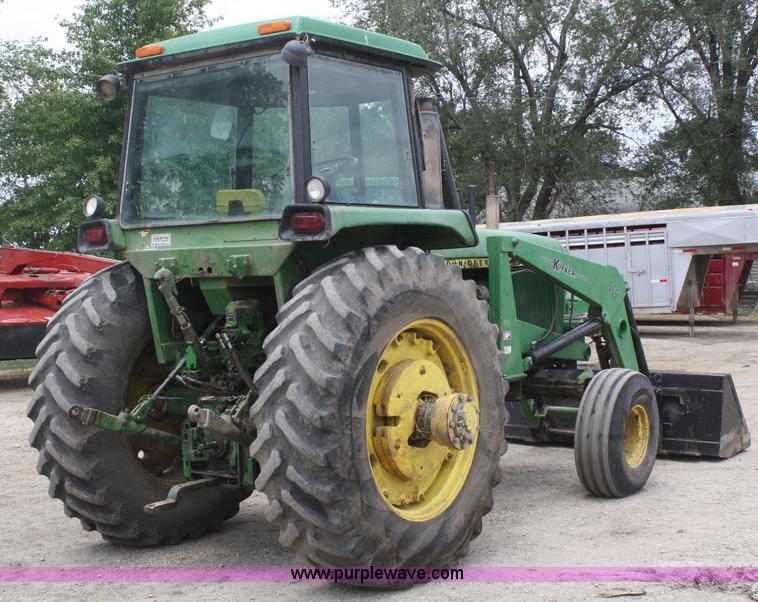 image for item B6729 1974 John Deere 4430 tractor