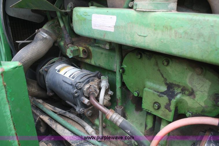 image for item B6729 1974 John Deere 4430 tractor