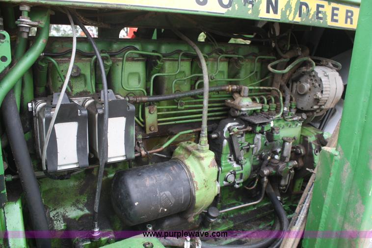 image for item B6729 1974 John Deere 4430 tractor