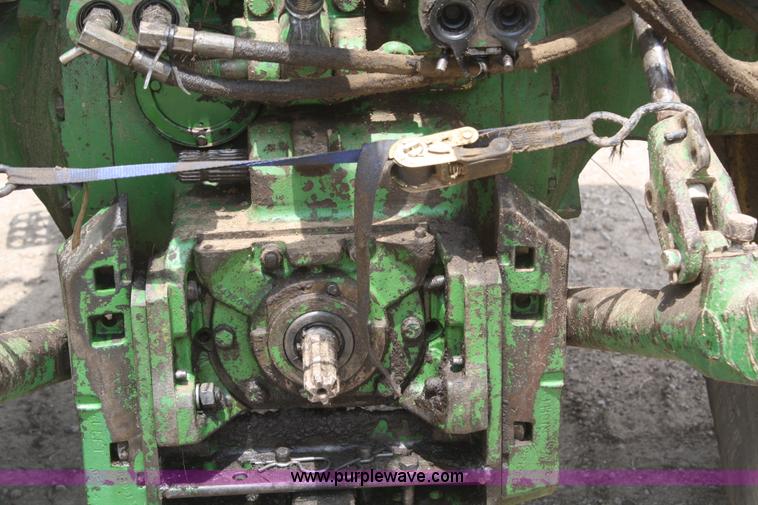 image for item B6729 1974 John Deere 4430 tractor