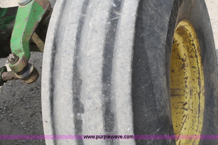 image for item B6729 1974 John Deere 4430 tractor