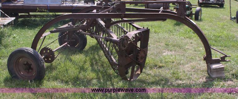 image for item B6730 Dearborn 14-20 side delivery rake