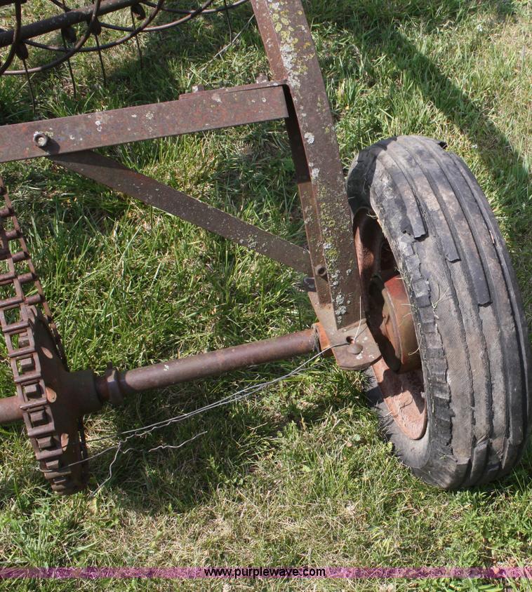 image for item B6730 Dearborn 14-20 side delivery rake