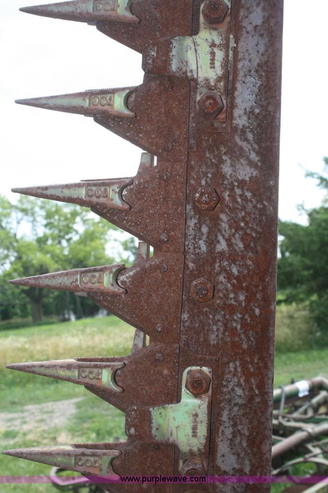 image for item B6732 John Deere 9' sickle mower