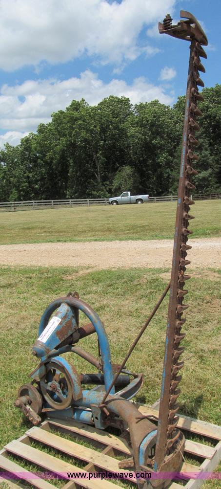 image for item C2254 Ford 501 7' sickle mower