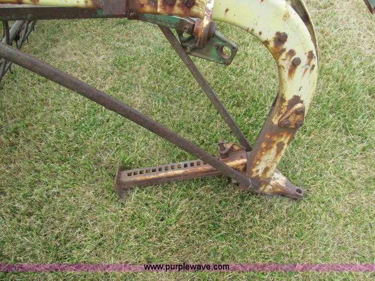 image for item C2256 John Deere 640 rake