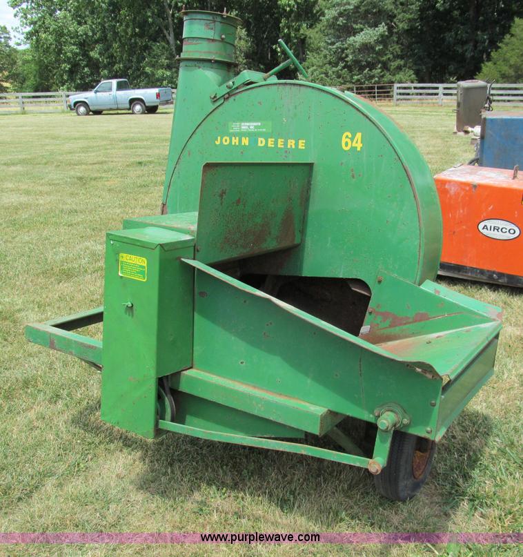 image for item C2257 John Deere 64 silage blower