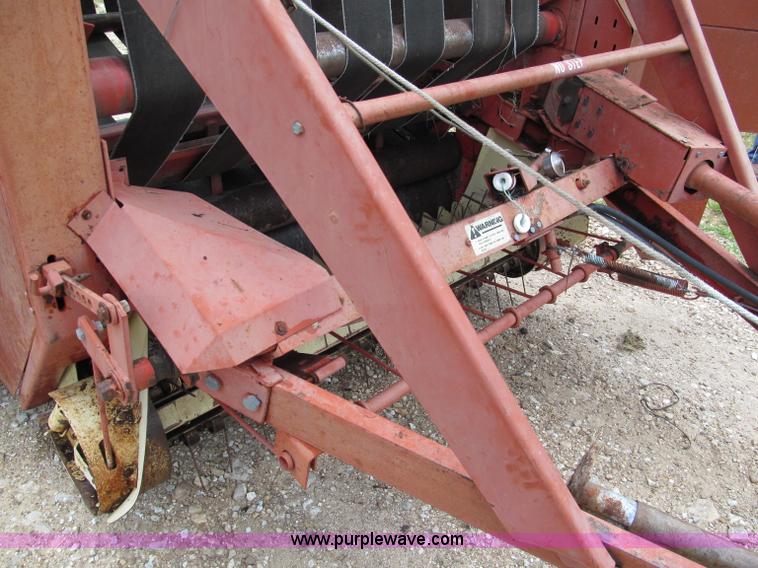 image for item C2268 Gehl 1500 round baler