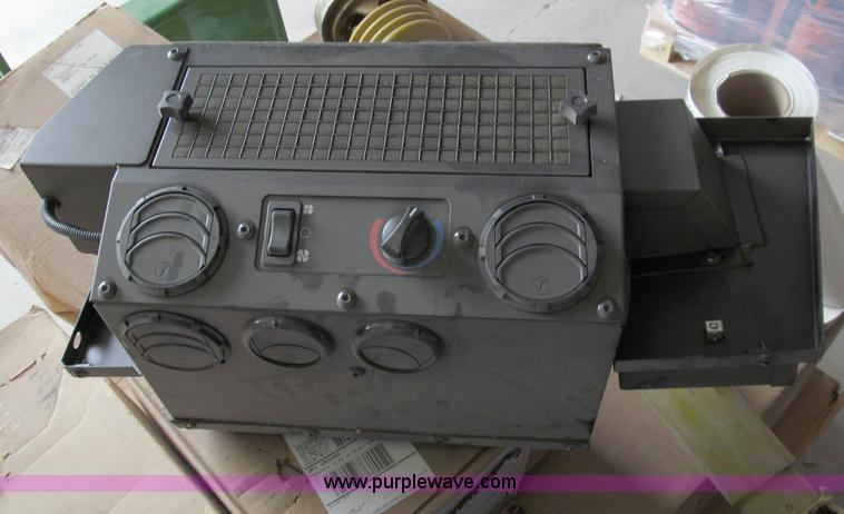 image for item C3517 AC unit