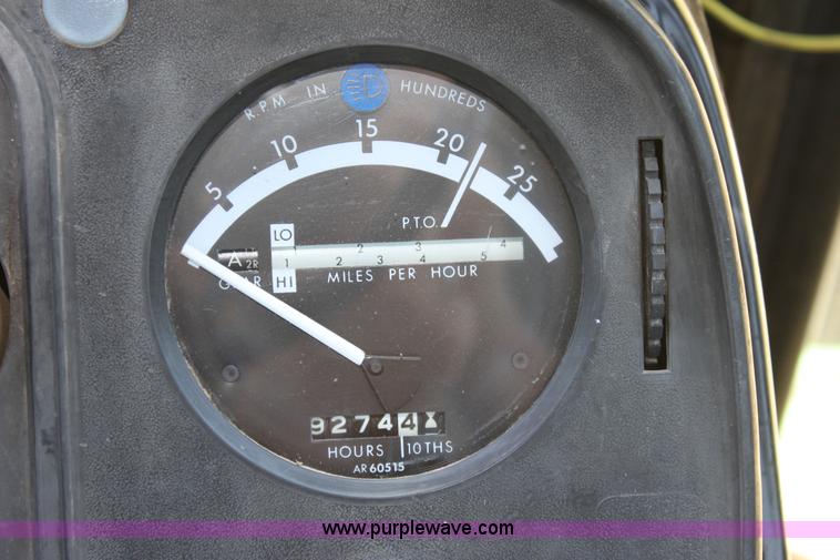 image for item D5177 1982 John Deere 4640 tractor