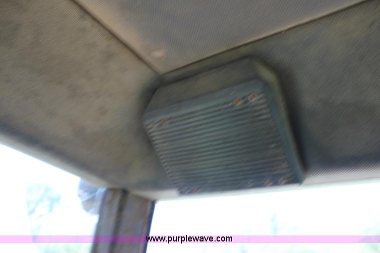 image for item D5177 1982 John Deere 4640 tractor