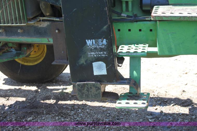 image for item D5177 1982 John Deere 4640 tractor