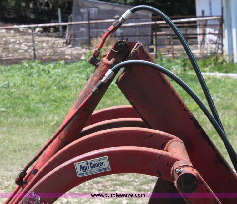 image for item D5177 1982 John Deere 4640 tractor