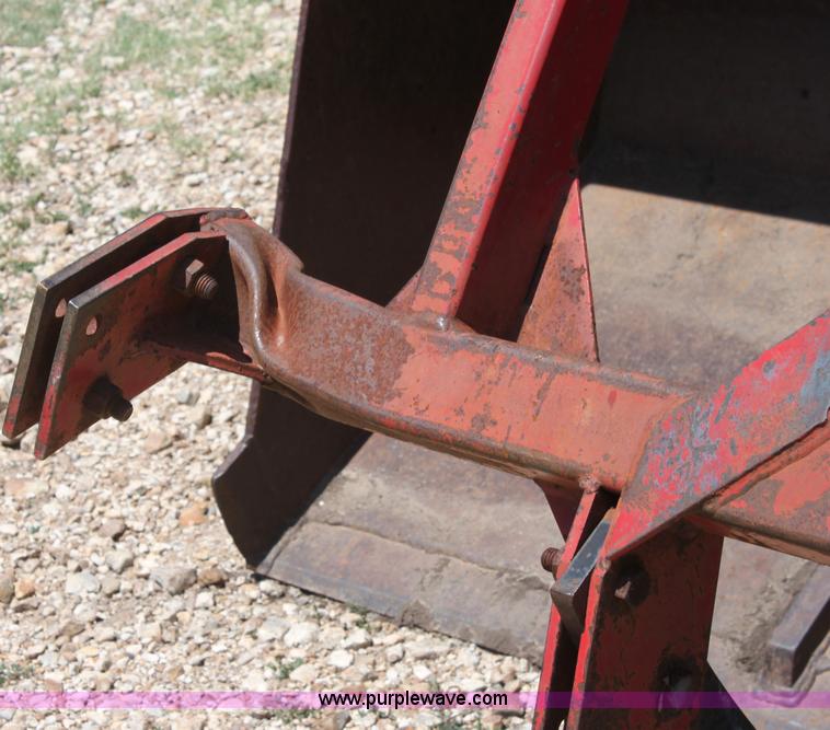 image for item D5177 1982 John Deere 4640 tractor