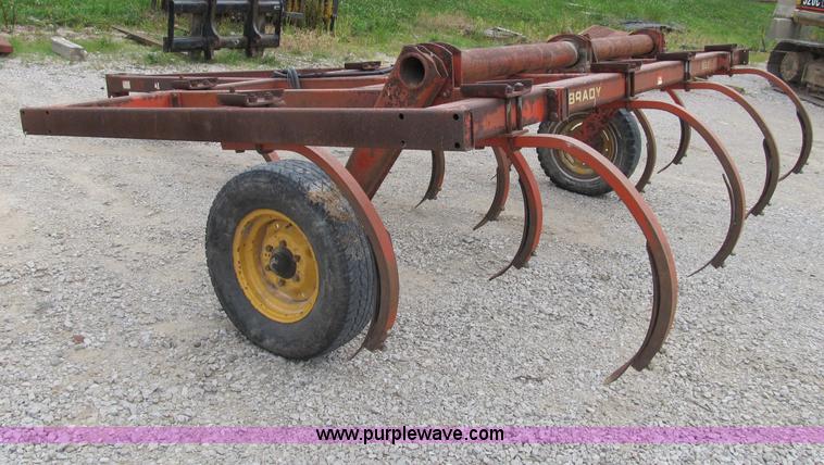 image for item K9295 Brady Koehring 822 chisel plow