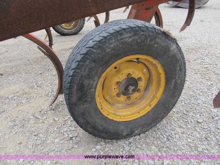 image for item K9295 Brady Koehring 822 chisel plow