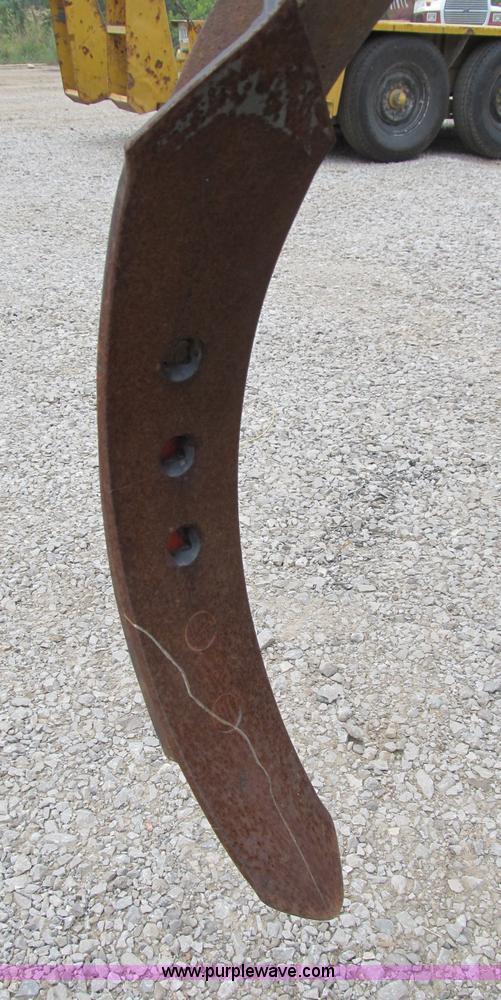 image for item K9295 Brady Koehring 822 chisel plow