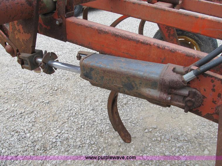 image for item K9295 Brady Koehring 822 chisel plow