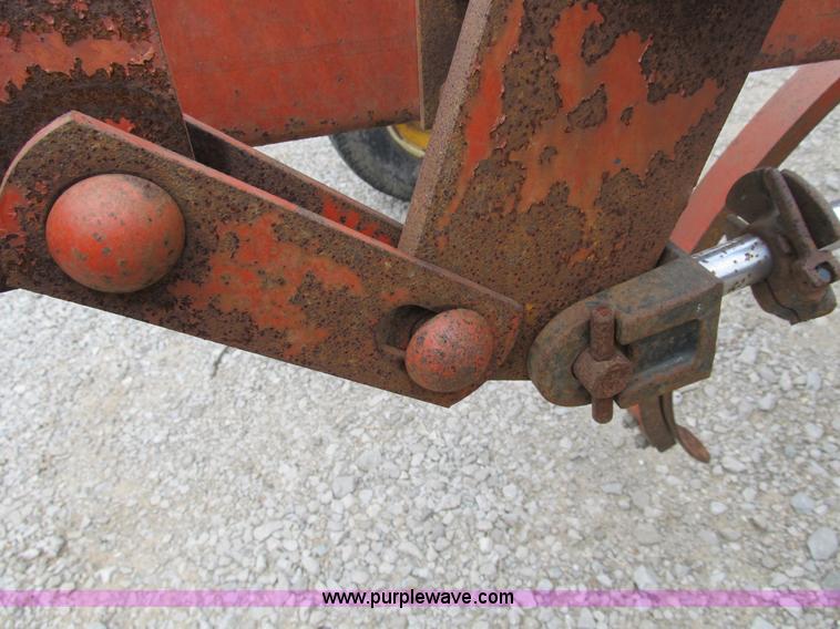 image for item K9295 Brady Koehring 822 chisel plow