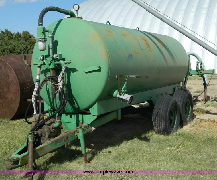 image for item M9749 Vacuum pump liquid manure spreader