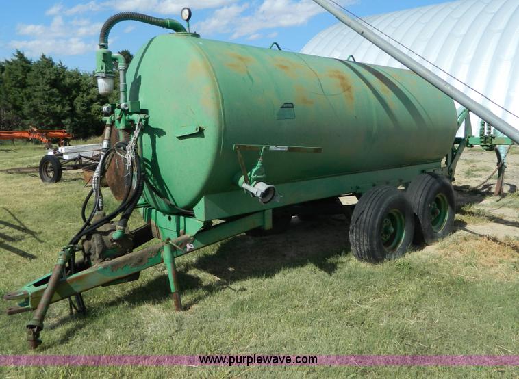 image for item M9749 Vacuum pump liquid manure spreader