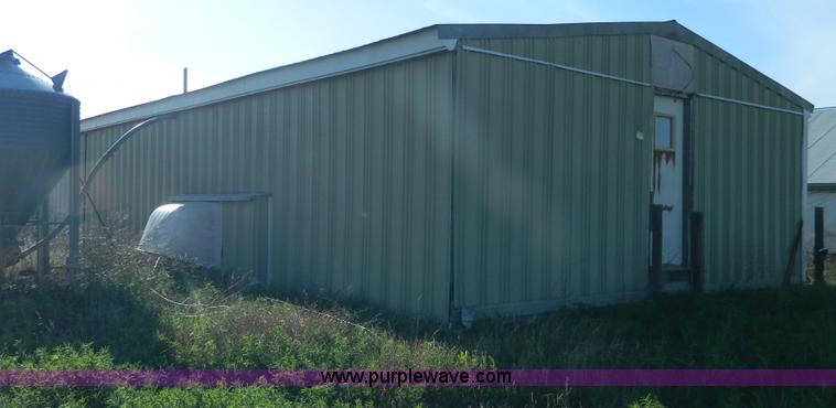 image for item M9765 24' x 90' freestanding hog nursery building