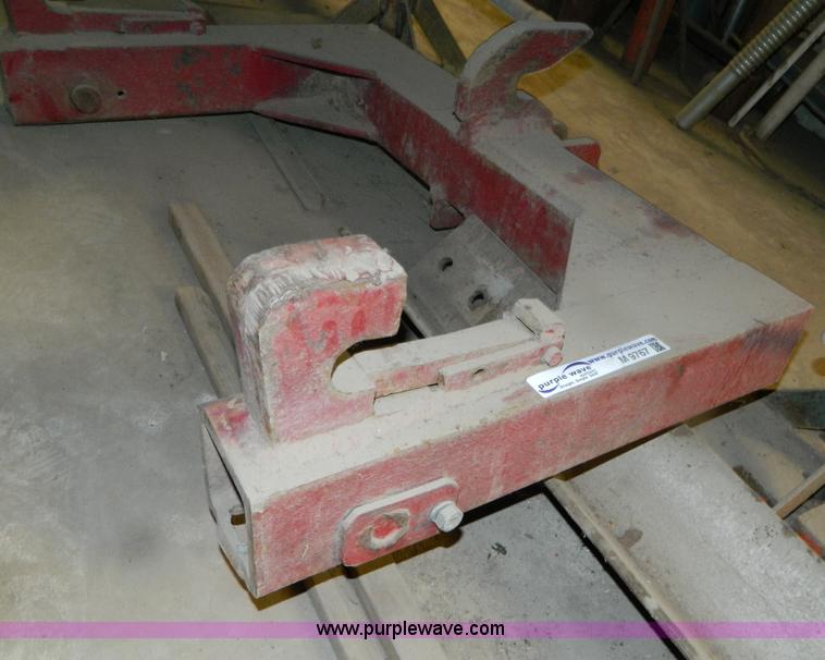 image for item M9767 Three point quick attachment