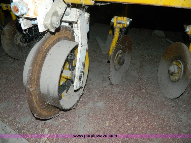 image for item M9770 Buffalo 4600-8 cultivator