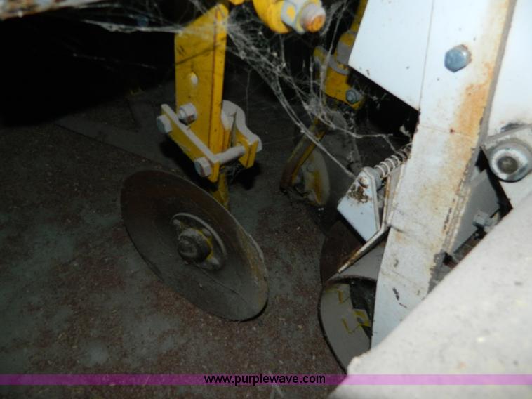 image for item M9770 Buffalo 4600-8 cultivator