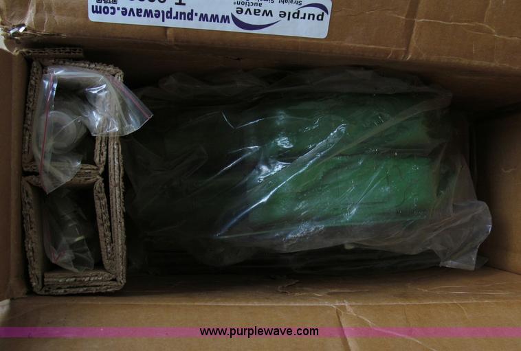 image for item T9002 Loader control valves