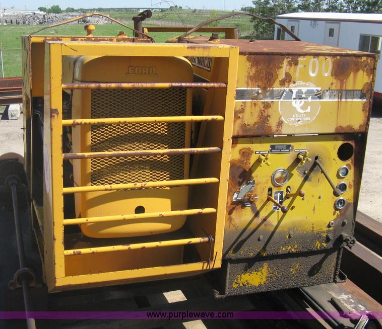 image for item A6251 (2) Gomaco self contained diesel powered hydraulic pumps