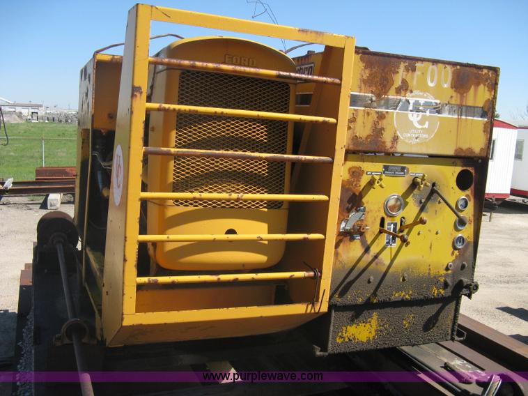 image for item A6251 (2) Gomaco self contained diesel powered hydraulic pumps