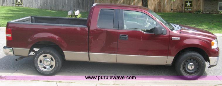 image for item A6449 2005 Ford F150 XLT extended cab pickup truck