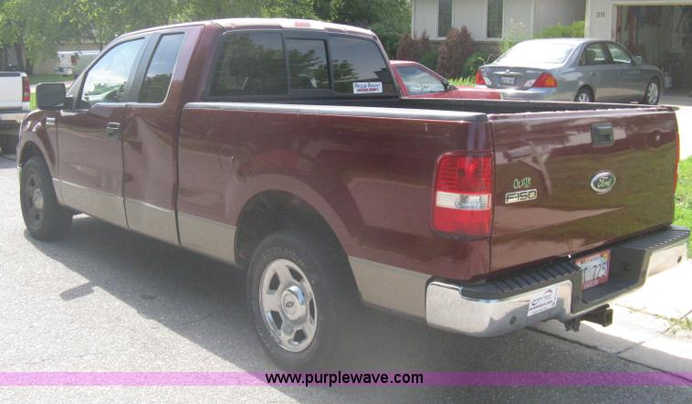 image for item A6449 2005 Ford F150 XLT extended cab pickup truck