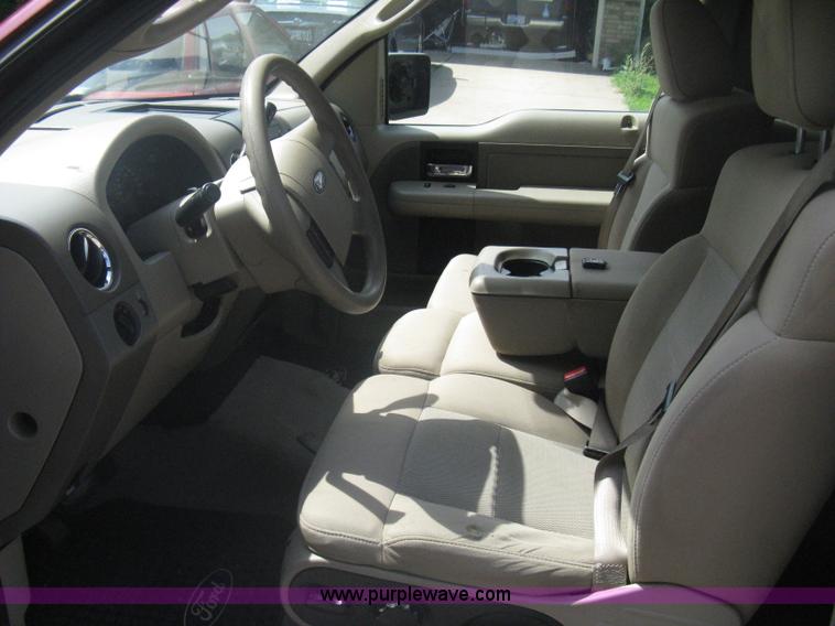 image for item A6449 2005 Ford F150 XLT extended cab pickup truck