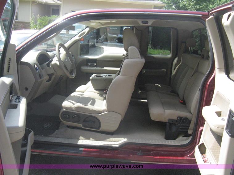 image for item A6449 2005 Ford F150 XLT extended cab pickup truck