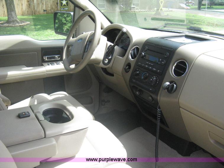 image for item A6449 2005 Ford F150 XLT extended cab pickup truck